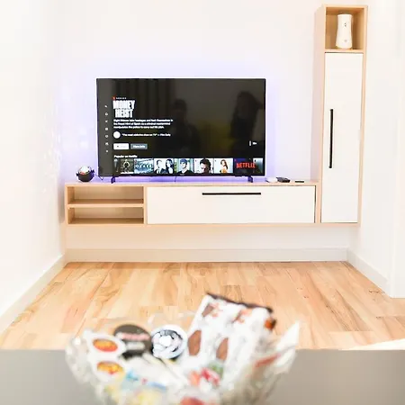 Apartment Matisse No3 - One Bedroom With Balcony *