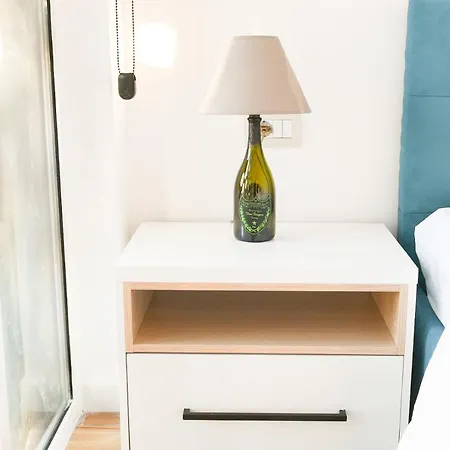 Matisse No3 - One Bedroom With Balcony Apartmán *